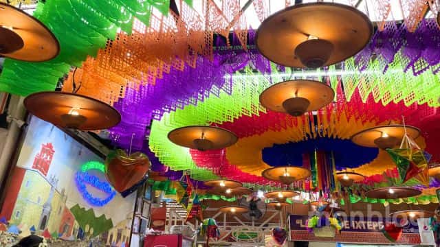 Mercado 20 de Noviembreにあるオアハカ料理店(筆者撮影)