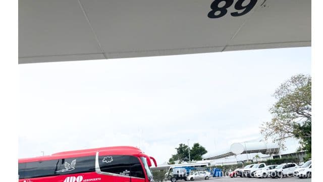 カンクン空港からプラヤデルカルメンADOバス体験(筆者撮影)